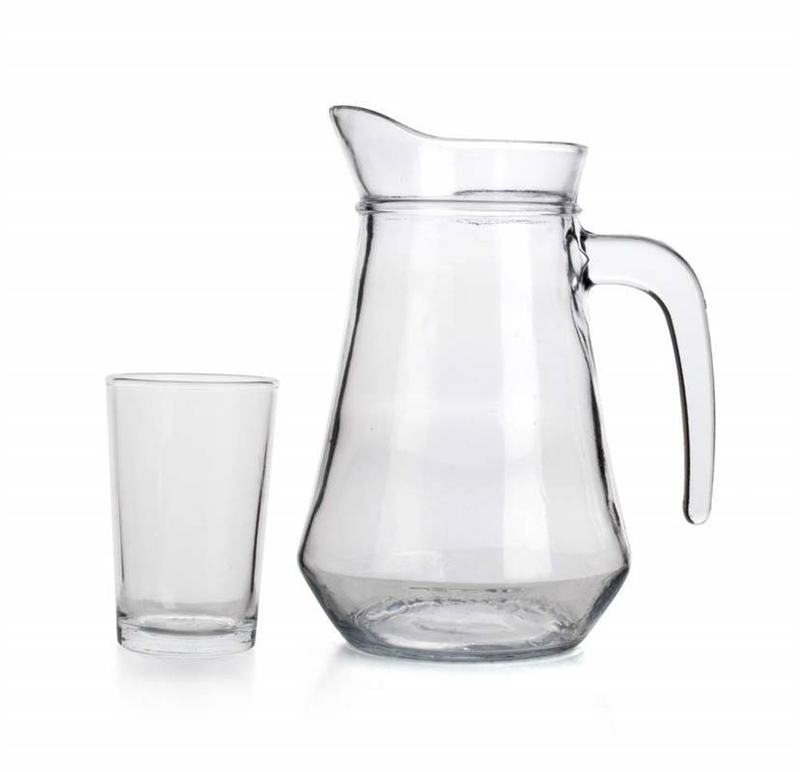 Glasses, cups, jugs