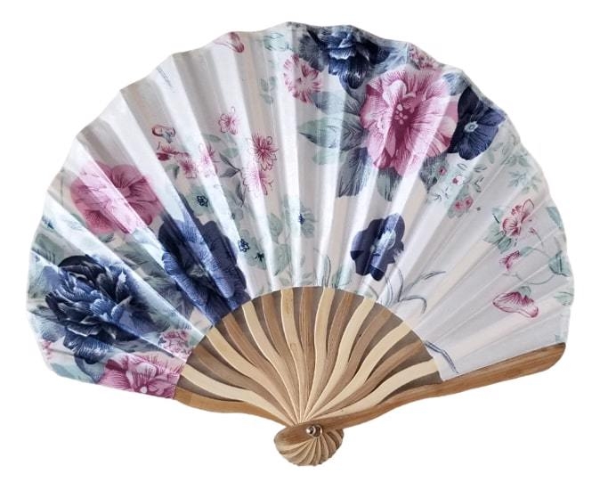 Quạt tay 22cm