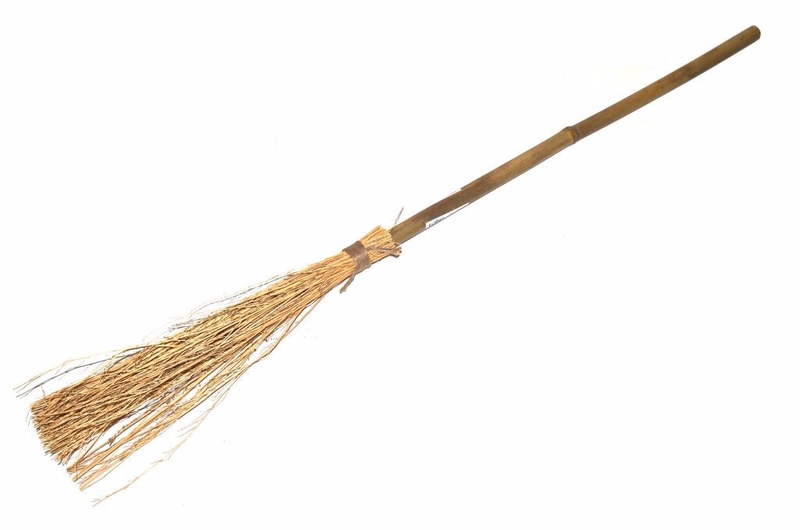 Čarodějnické koště 94cm bambus + roští